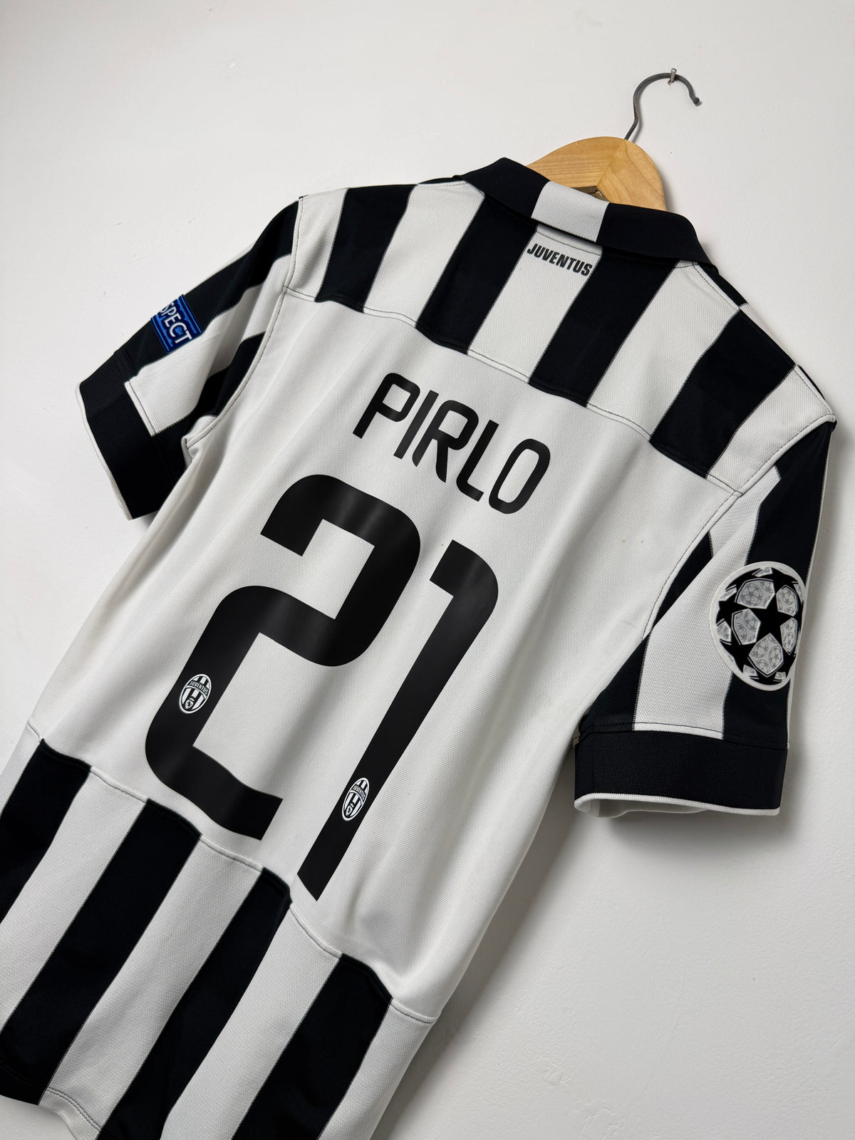 Andrea Pirlo Juventus FC 2014-15 home football shirt (M)