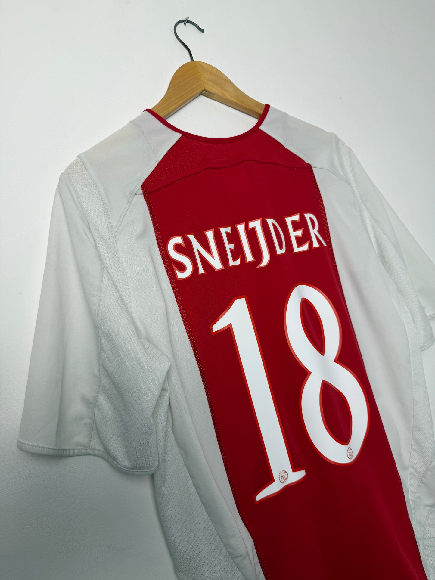 Wesley Sneijder AFC Ajax 2005-06 home football shirt (M)