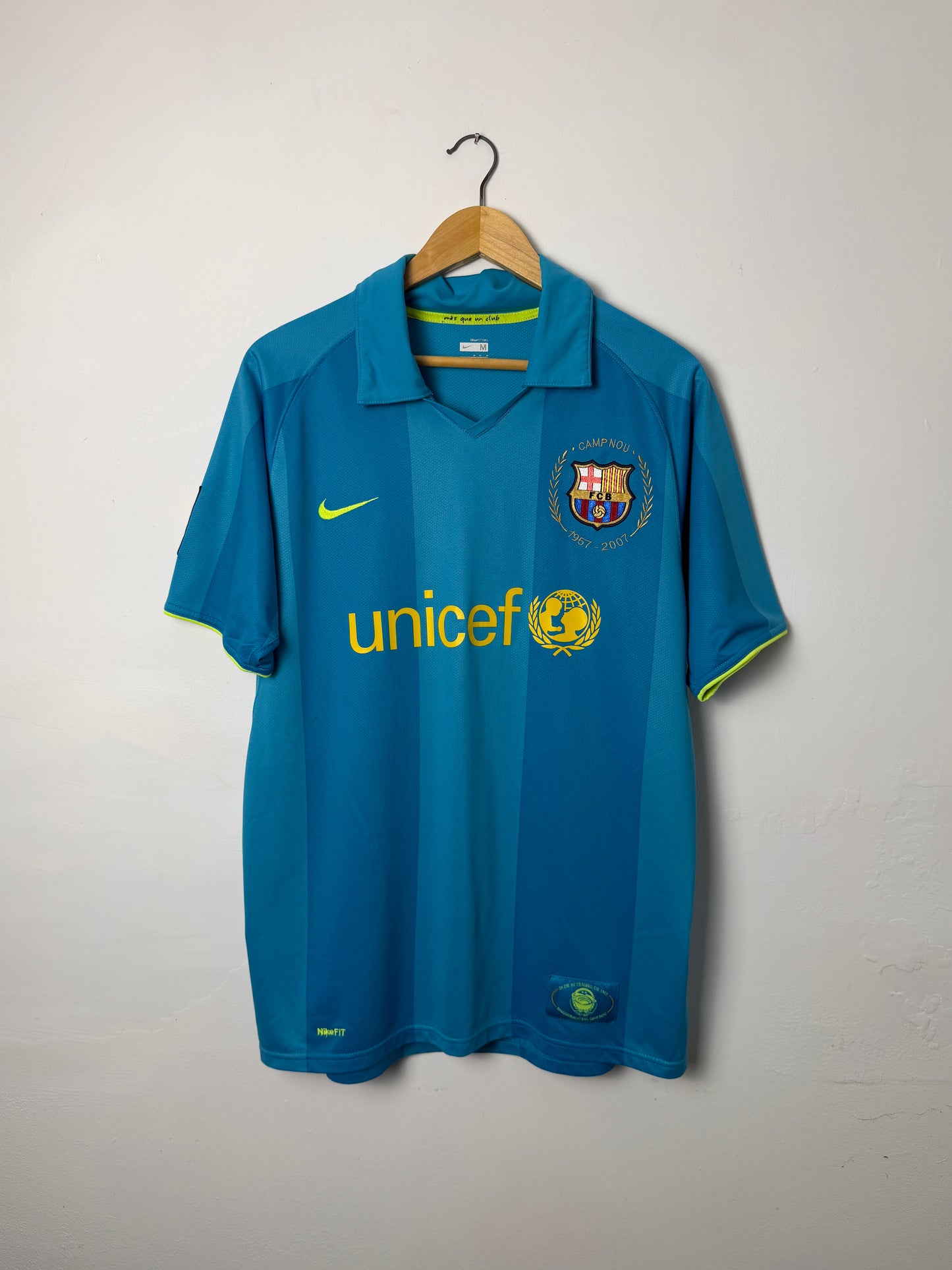 Lionel Messi FC Barcelona 2007-08 away football shirt (M)
