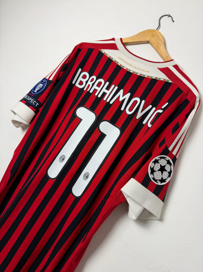 Zlatan Ibrahimovic AC Milan 2011-12 home football shirt (XL)