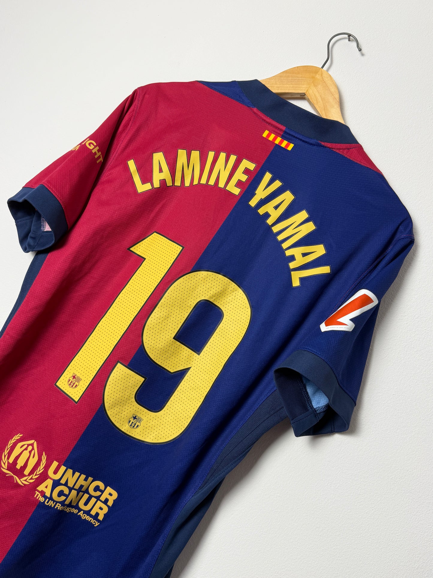Lamine Yamal FC Barcelona 2024-25 home football shirt (M)