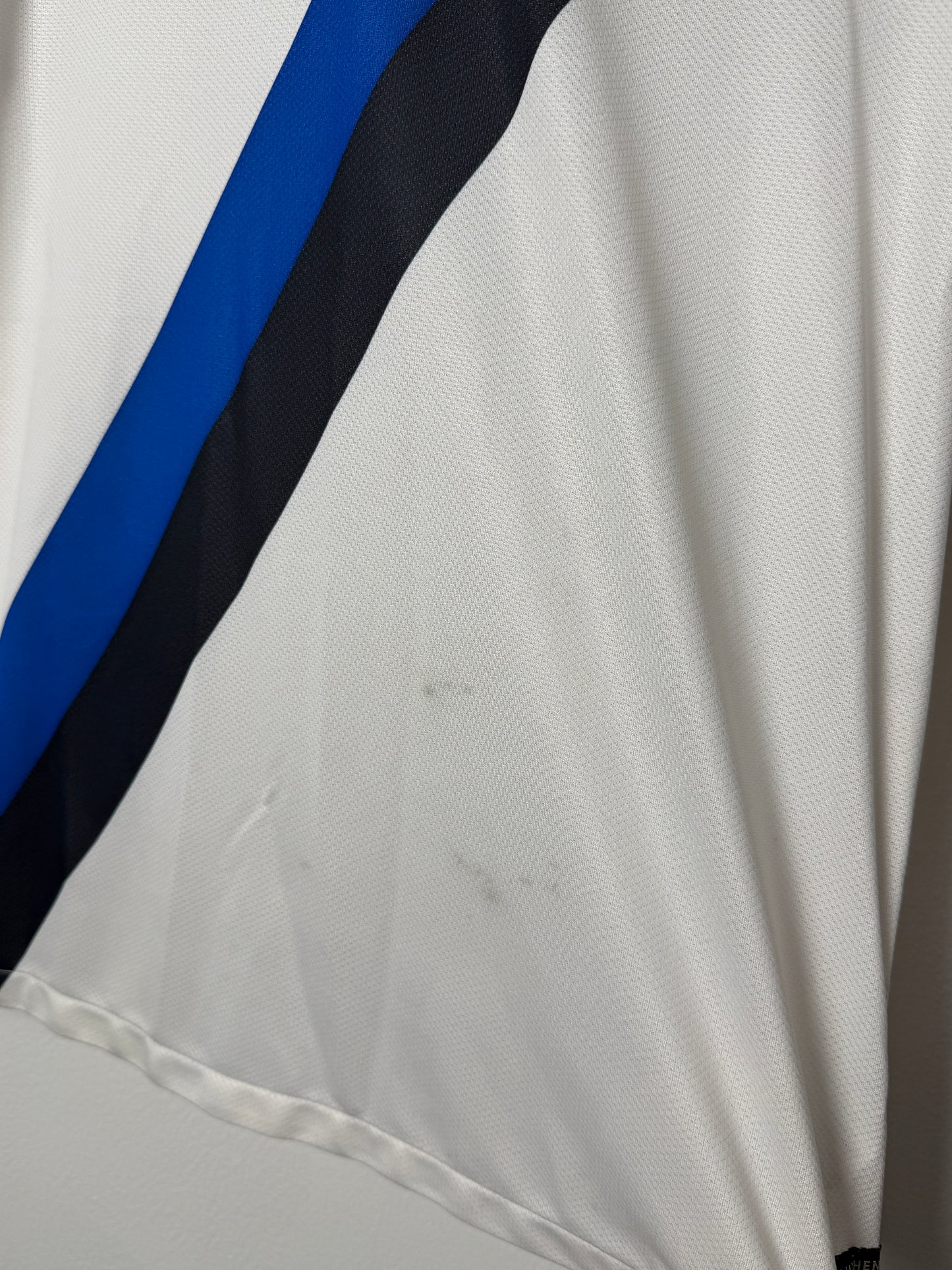 Wesley Sneijder Inter Milan 2011-12 home football shirt (M)