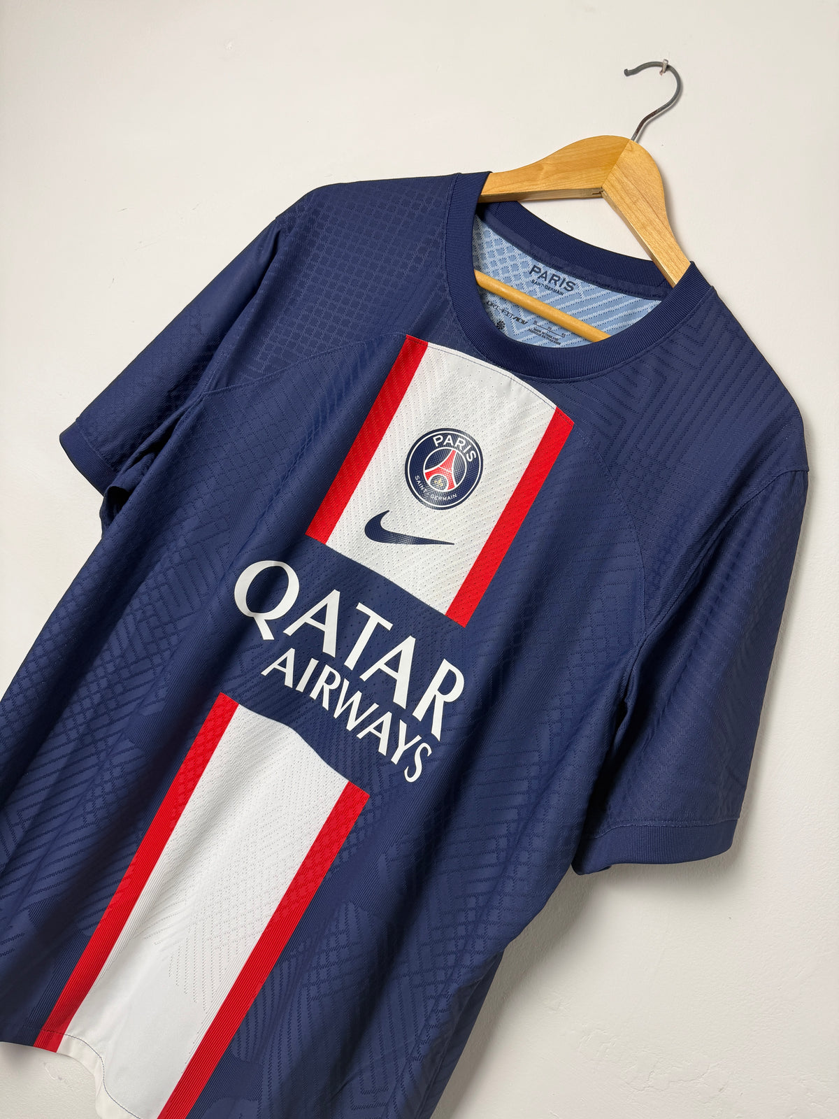 Lionel Messi PSG 2022-23 Dri Fit ADV home football shirt (XL)