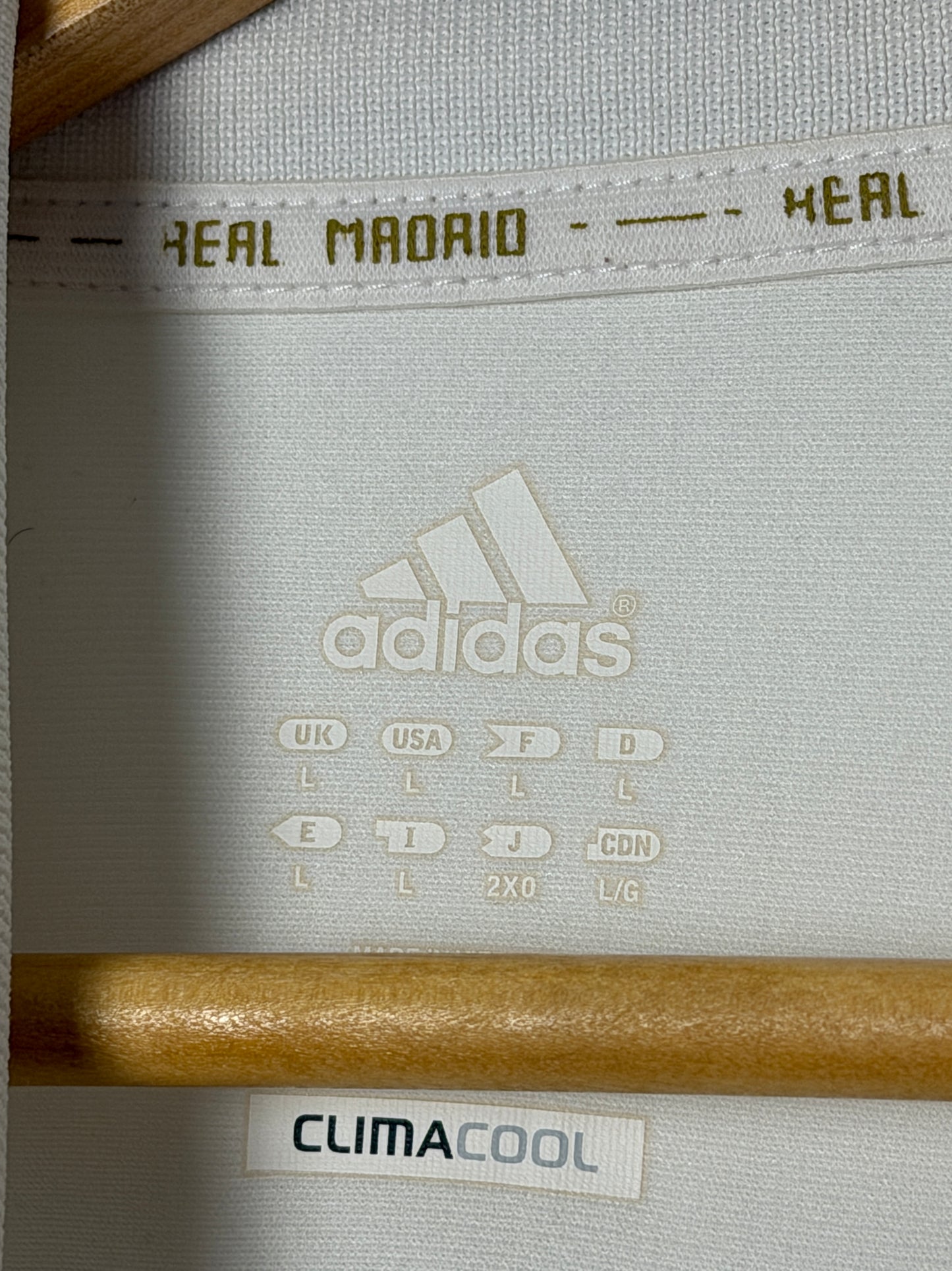 Sergio Ramos Real Madrid CF home football shirt (L)