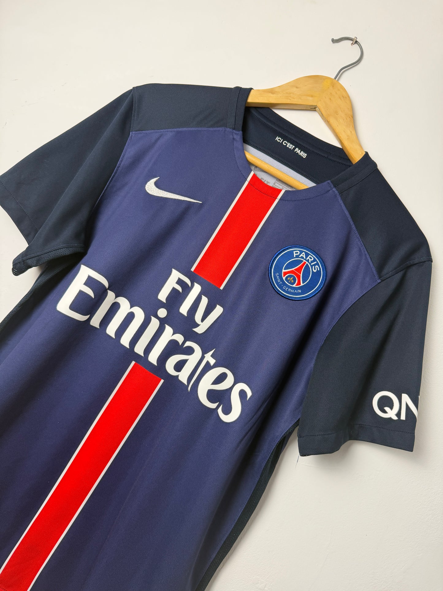 Zlatan Ibrahimovic PSG 2015-16 home football shirt (M)