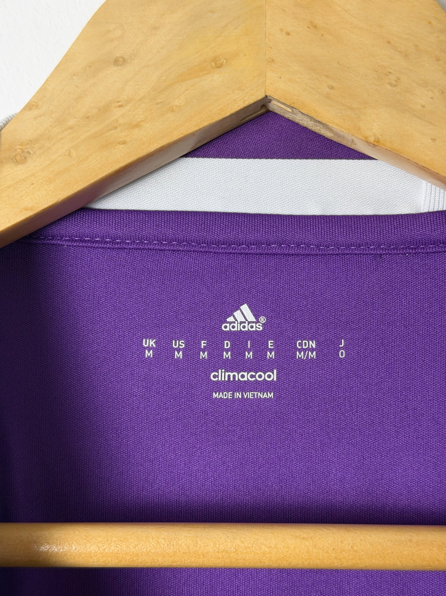 Cristiano Ronaldo Real Madrid CF 2016-17 away football shirt (M)