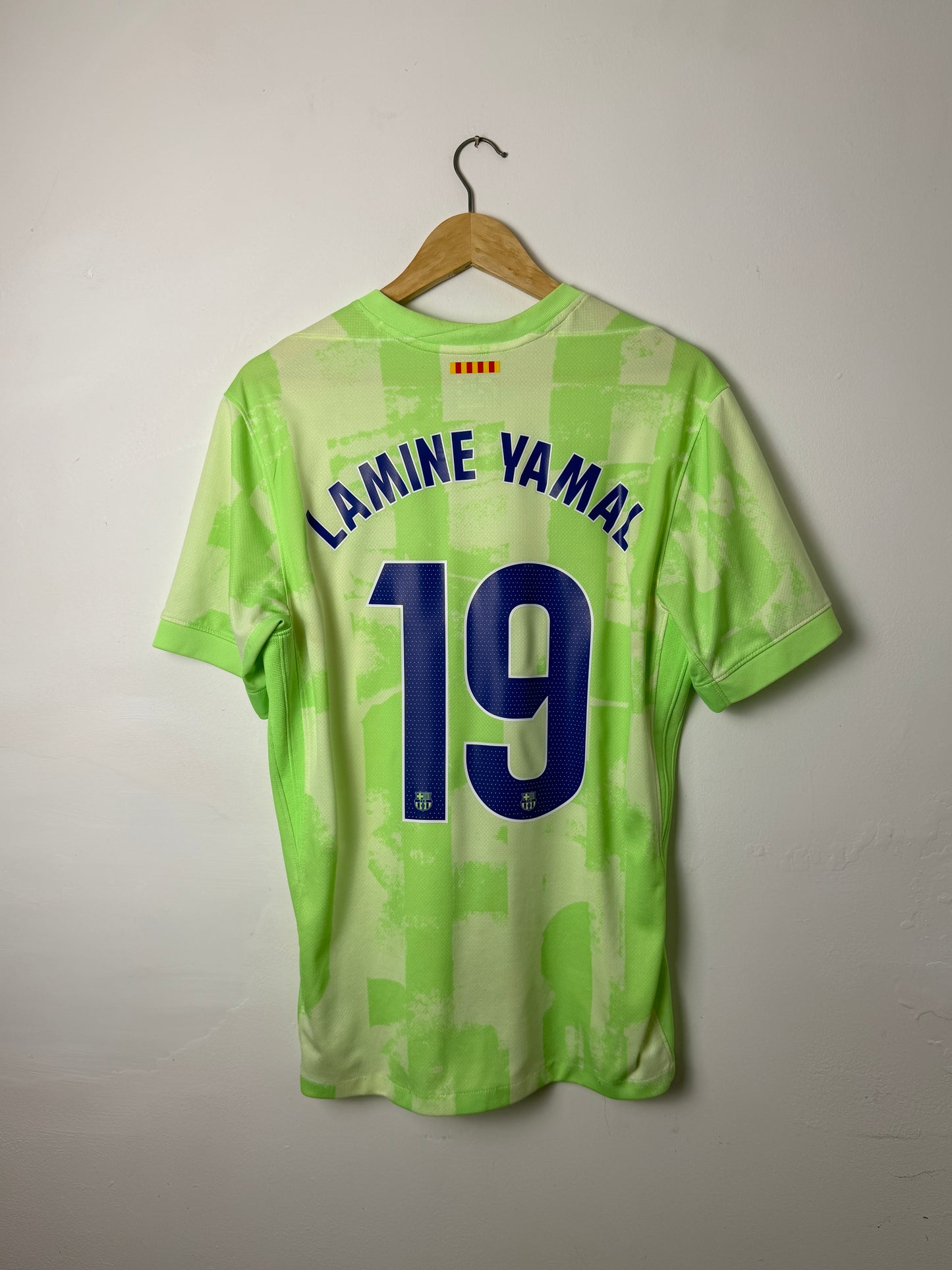 Lamine Yamal FC Barcelona 2024-15 third football shirt (M)