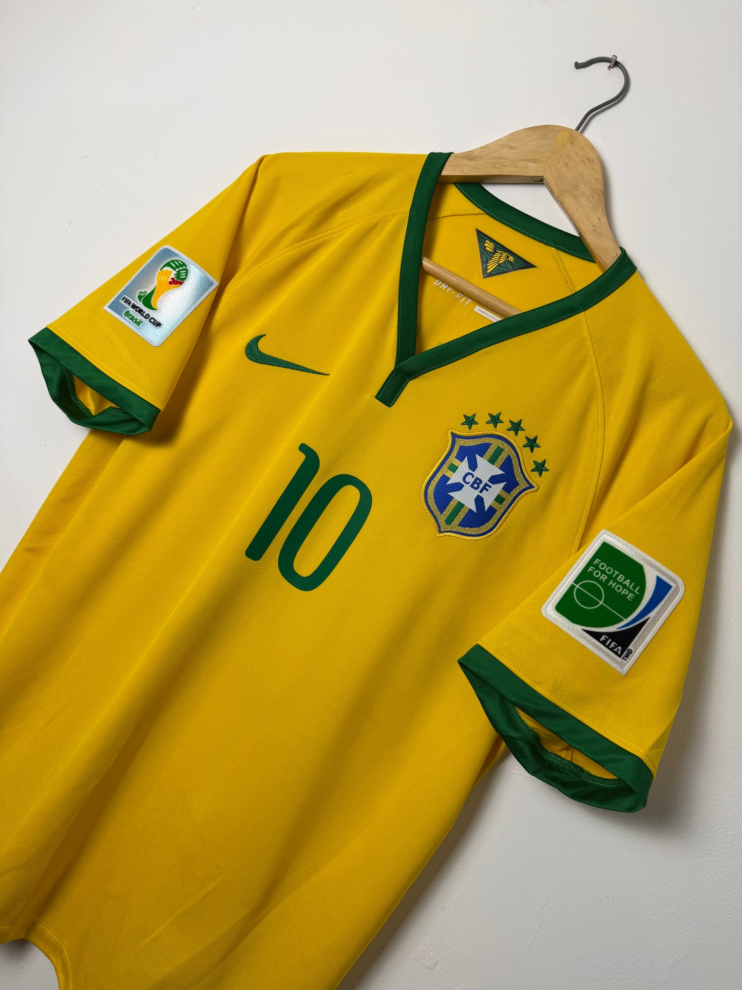 Neymar JR Brazil 2014 World Cup home football shirt (M)