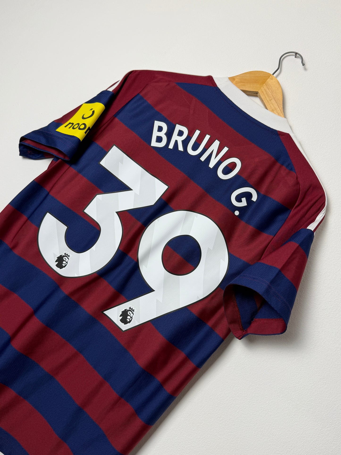 Bruno Guimarães Newcastle FC 2024-25 away football shirt (M)