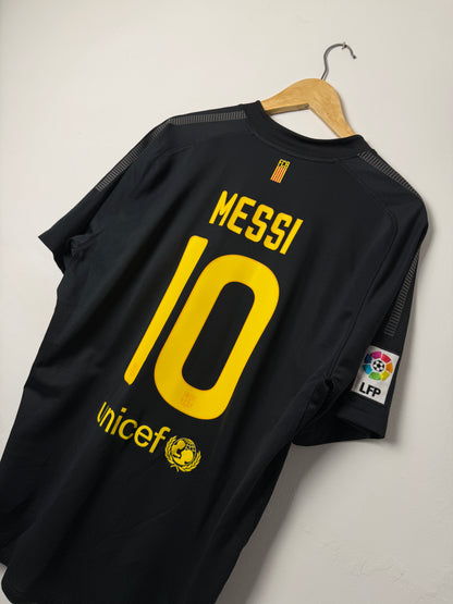 Lionel Messi FC Barcelona 2011-12 away football shirt (XL)