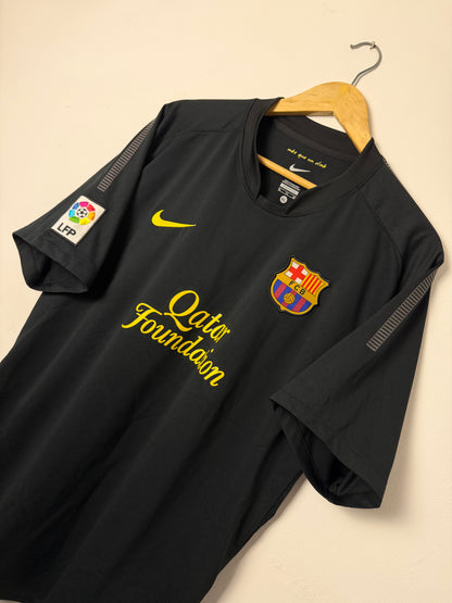 Lionel Messi FC Barcelona 2011-12 away football shirt (XL)