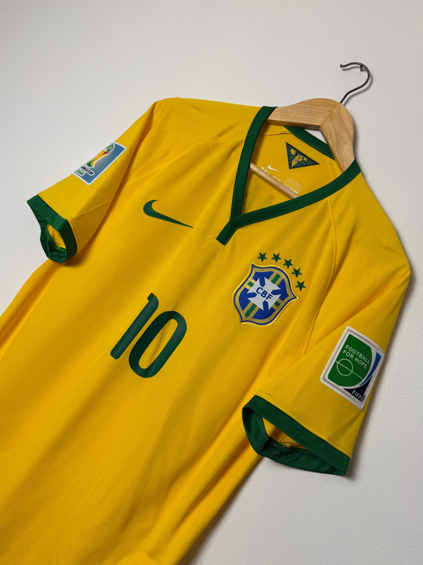 Neymar JR Brazil 2014 home football shirt (M)
