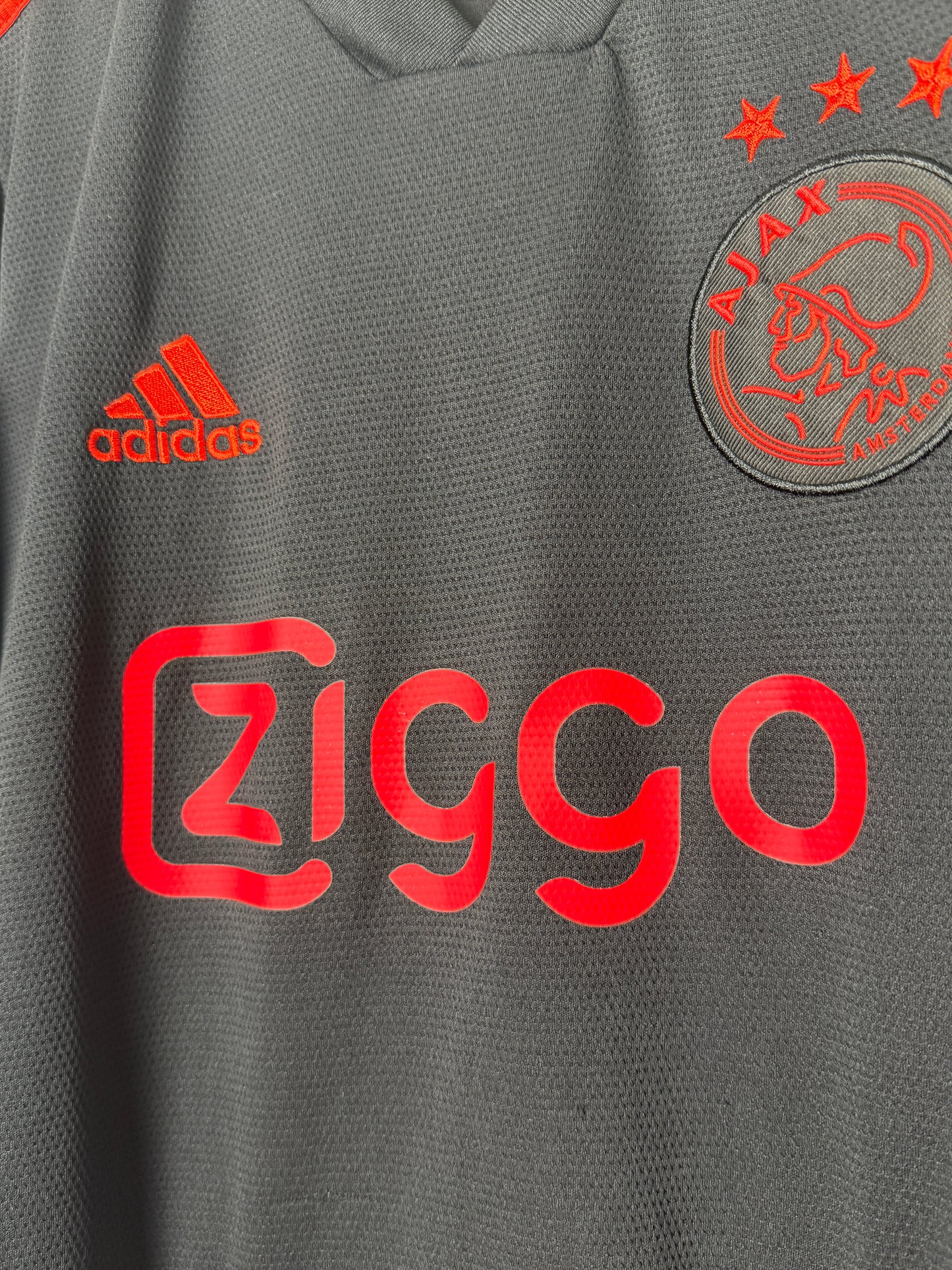 Ryan Gravenberch AFC Ajax 2021-22 away football shirt (L)