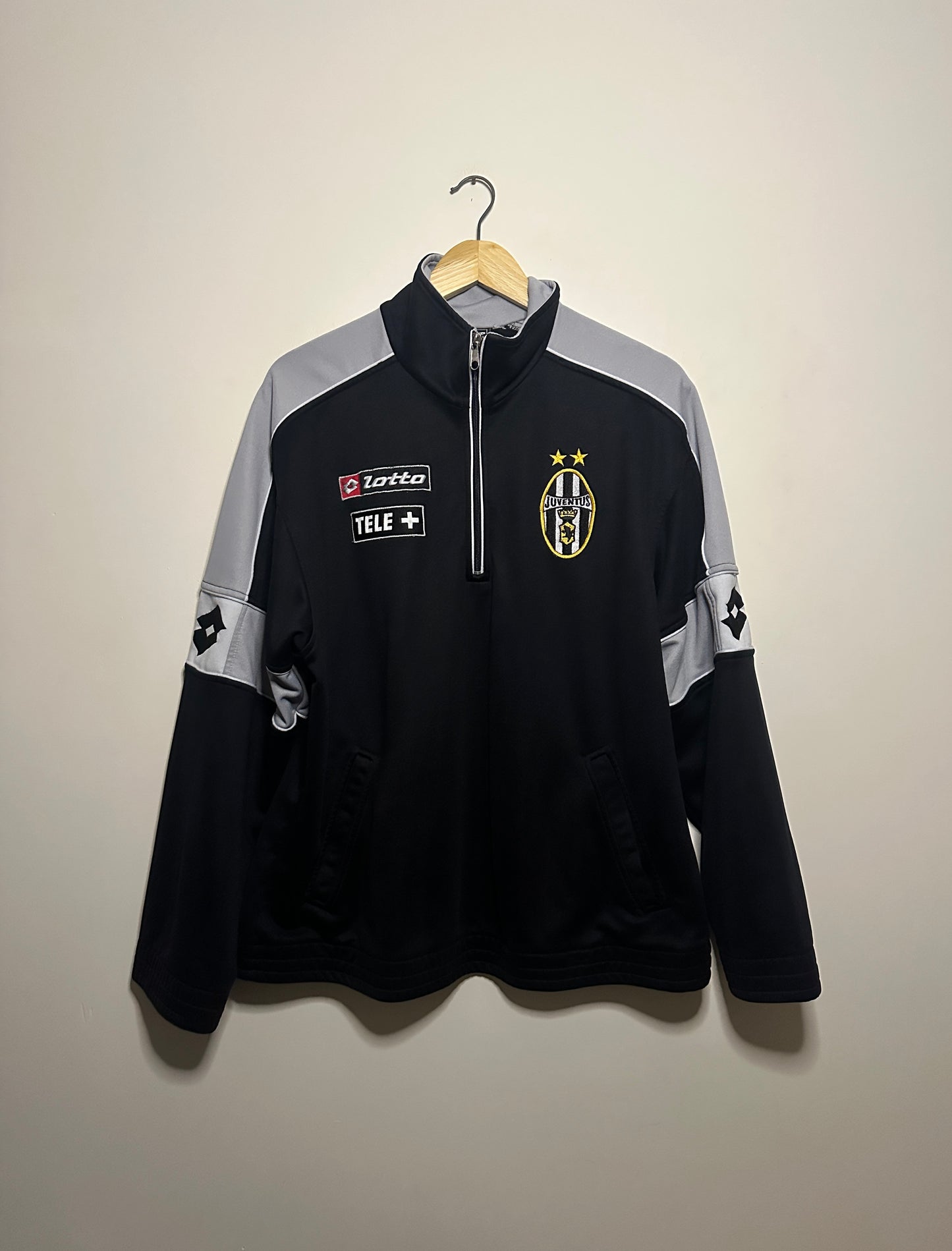 Juventus FC half zip training jacket (L)