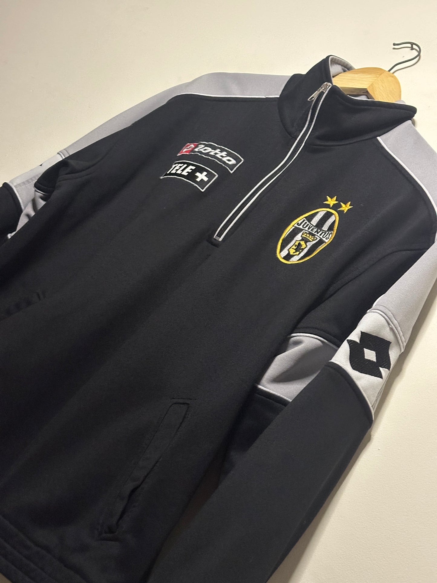 Juventus FC half zip training jacket (L)