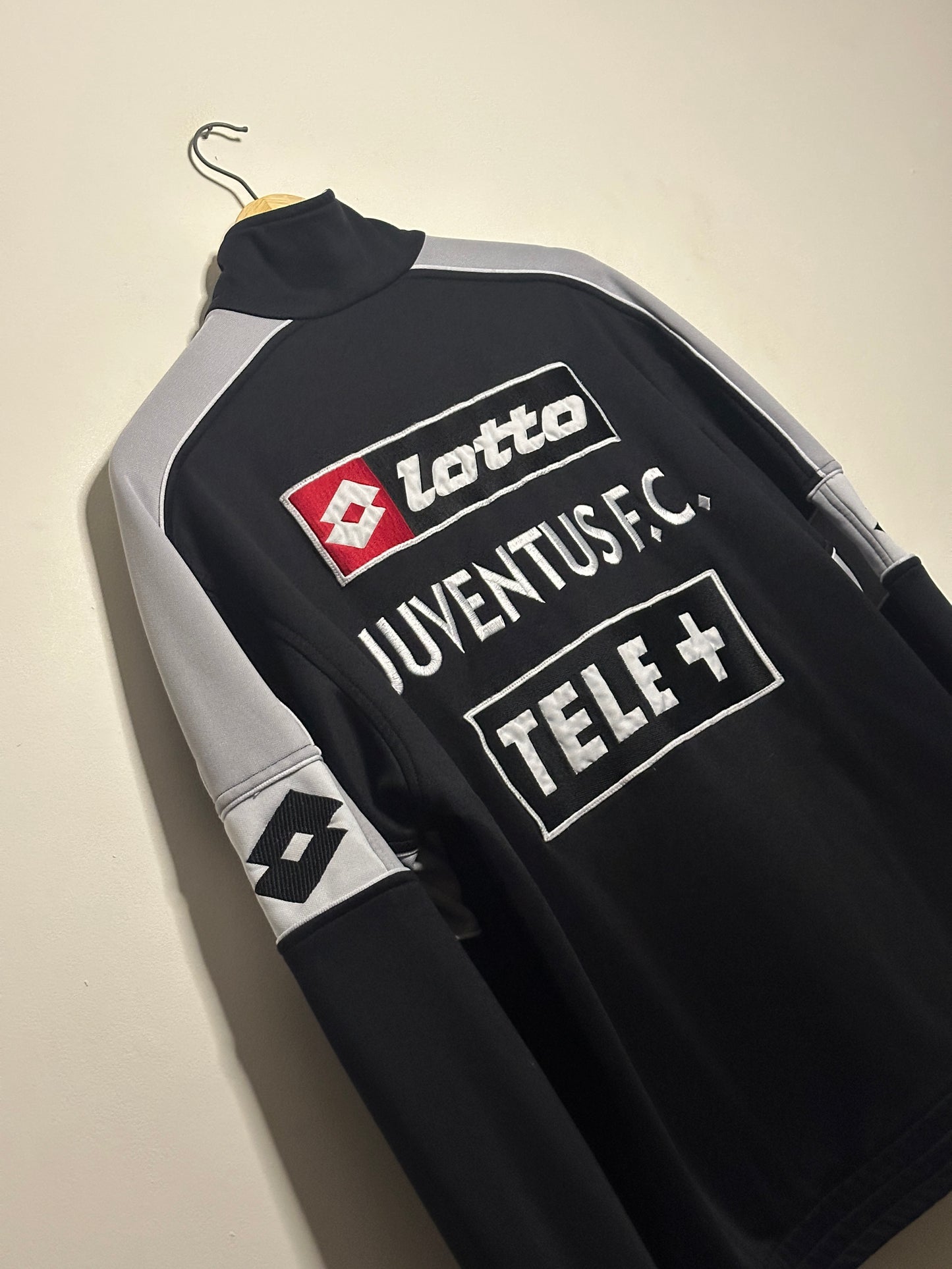 Juventus FC half zip training jacket (L)