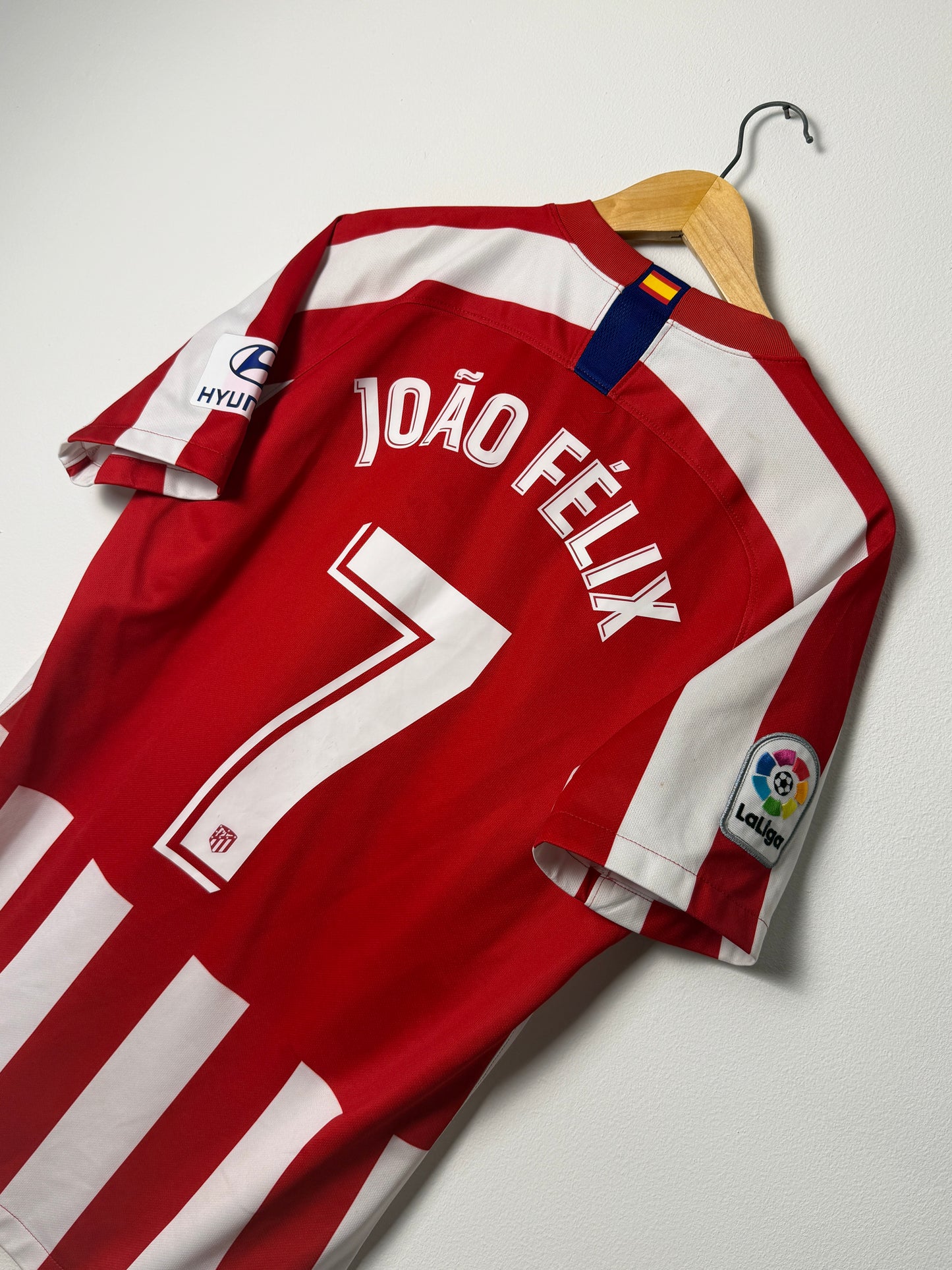 Joao Felix Atletico Madrid 2019-20 home football shirt (M)