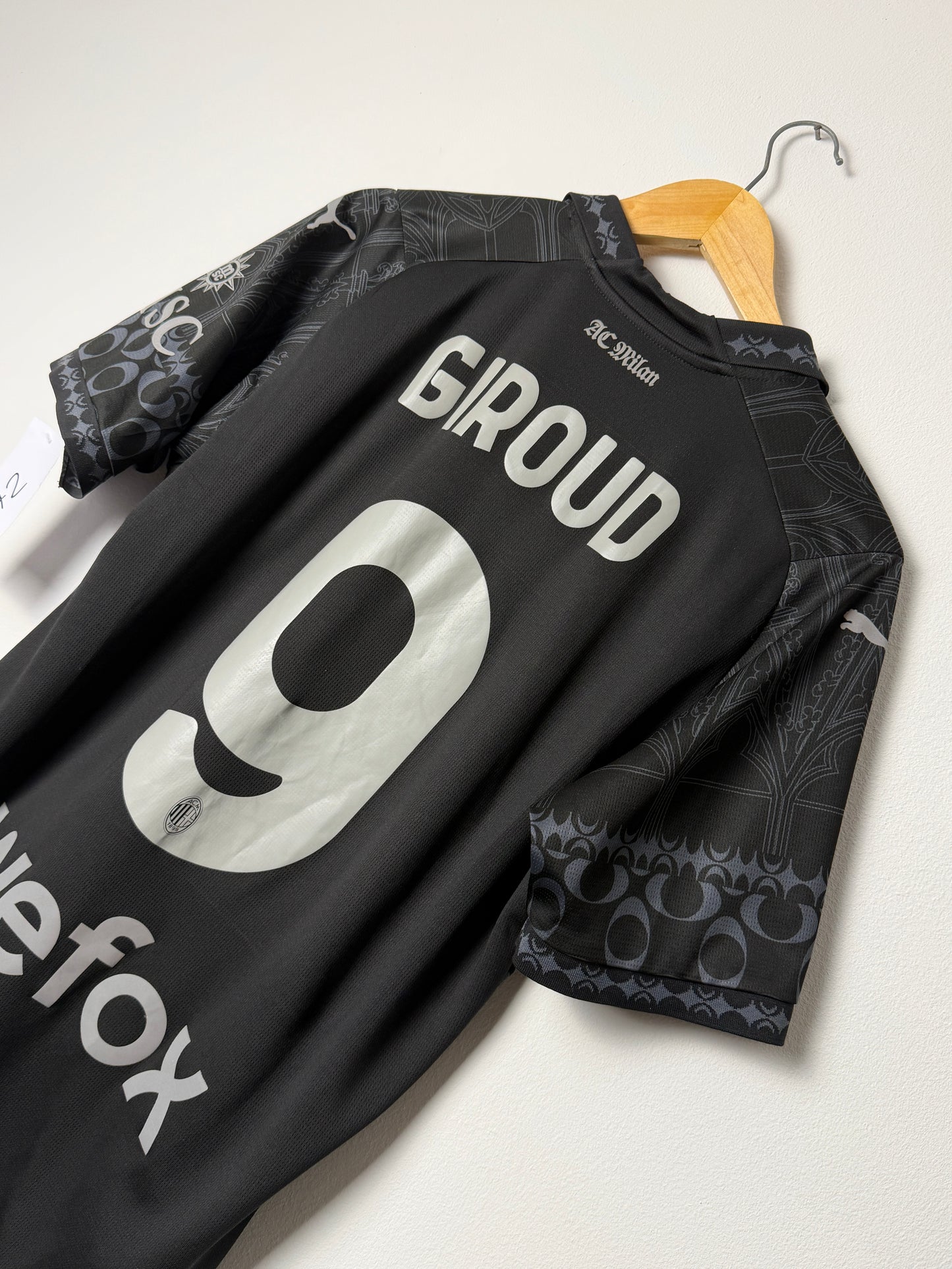 Olivier Giroud AC Milan 2023-24 fourth football shirt (M)