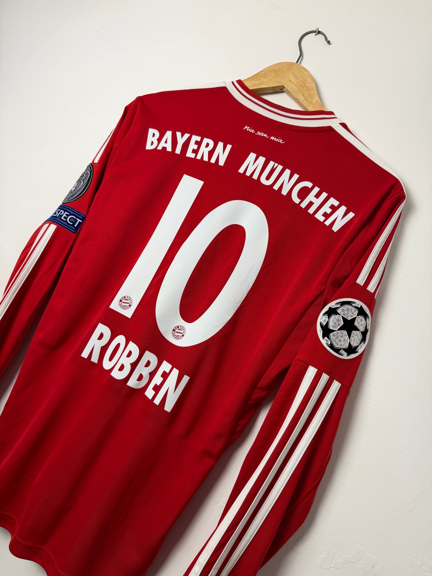 Arjen Robben FC Bayern Munich 2013-14 long sleeve home football shirt (S)