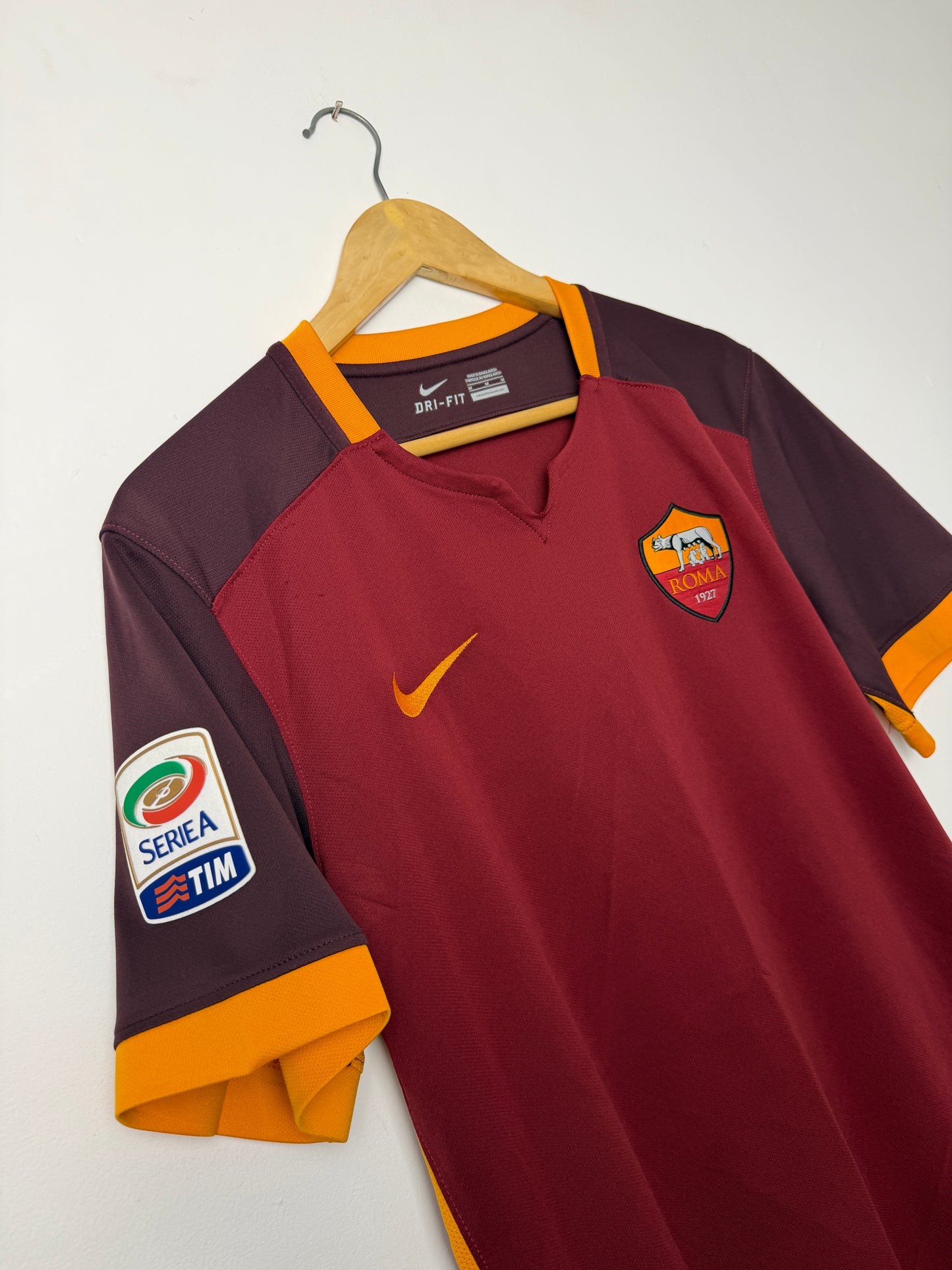 Francesco Totti AS Roma 2015-16 home football shirt (M)