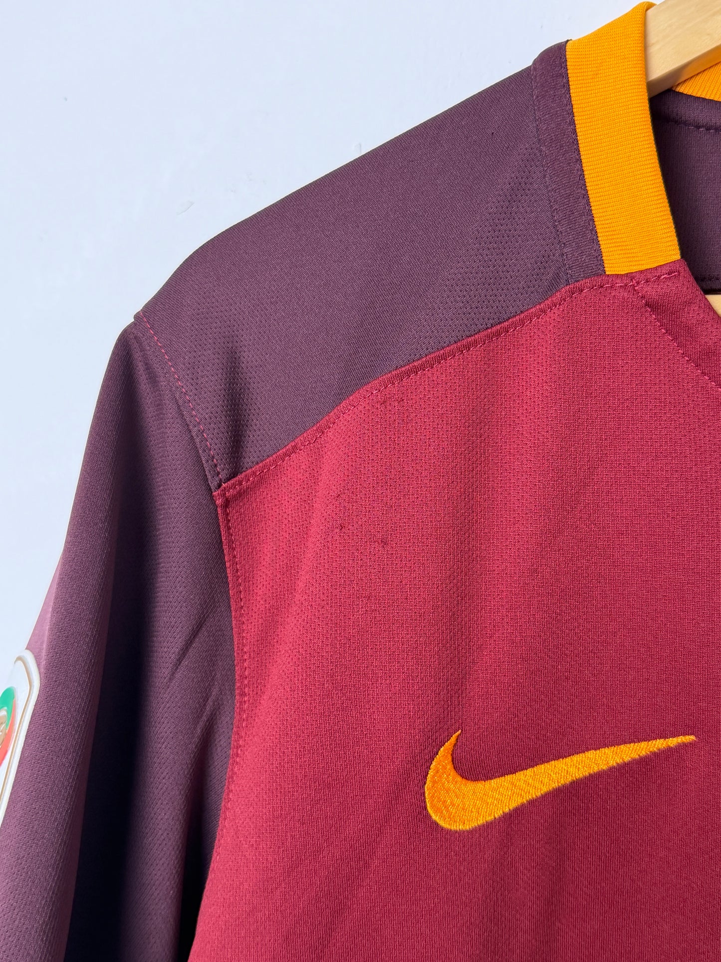 Francesco Totti AS Roma 2015-16 home football shirt (M)