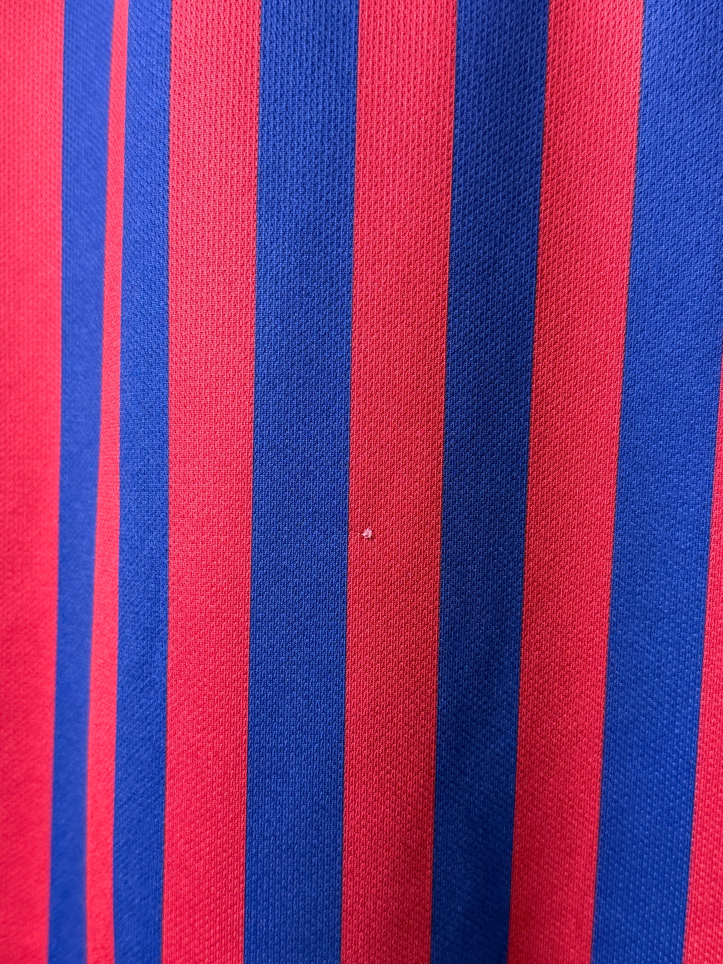 Lionel Messi FC Barcelona 2018-19 home football shirt (M)