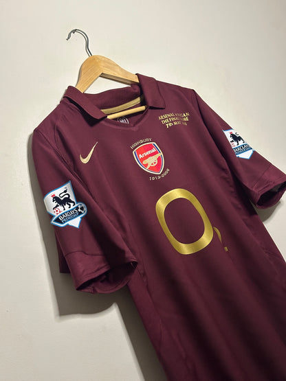 Thierry Henry Arsenal FC Highbury final game edition 2005-06 home football shirt (M)