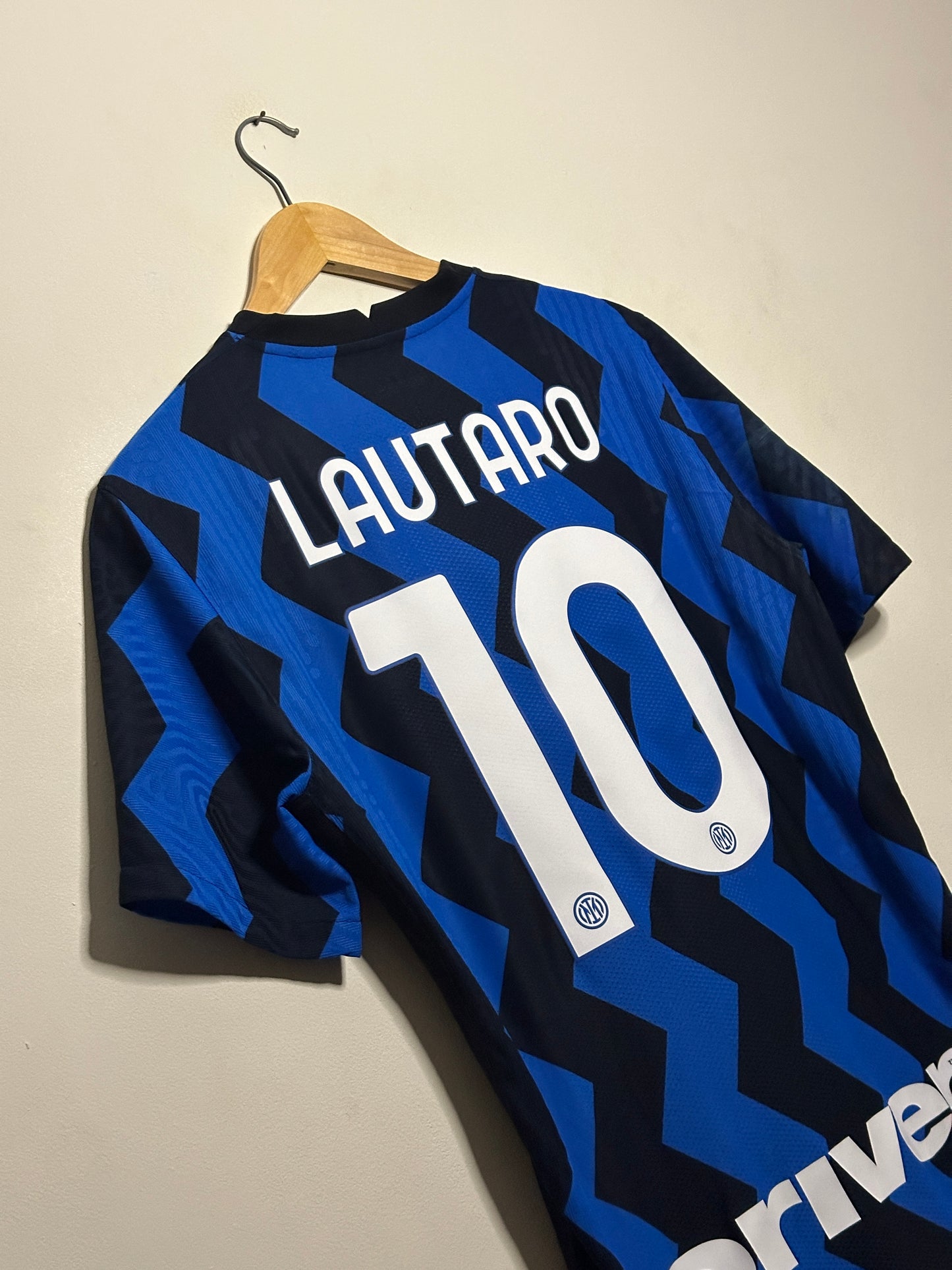 Lautaro Martinez Inter Milan 2020-21 Vaporknit home football shirt (M)