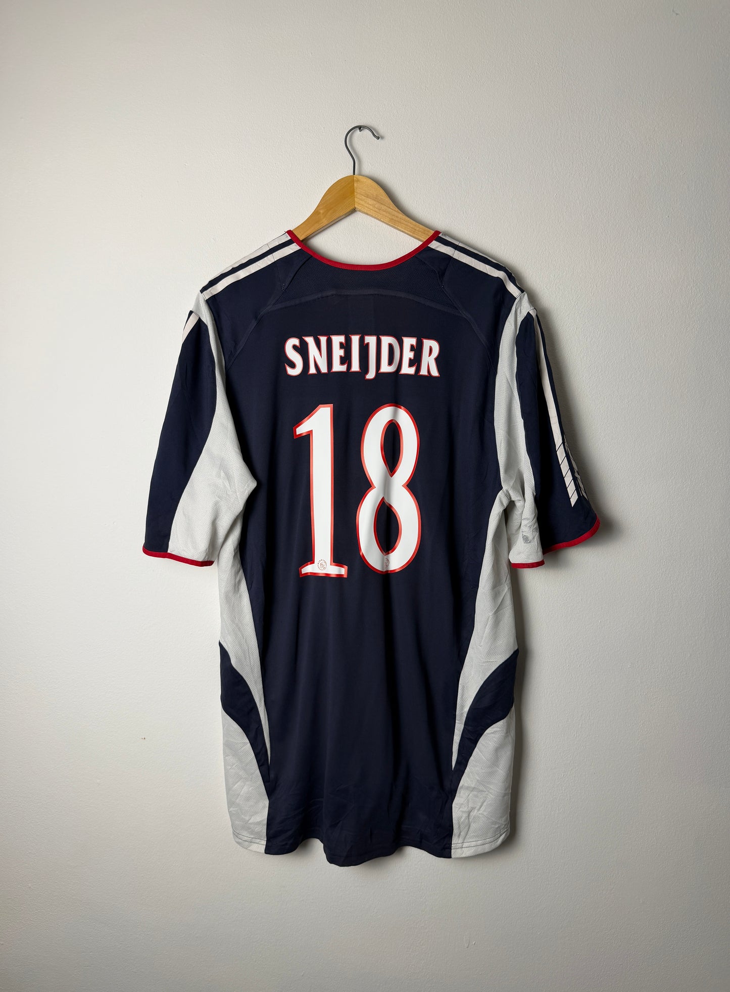 Wesley Sneijder Ajax 2005-06 away football shirt (XL)