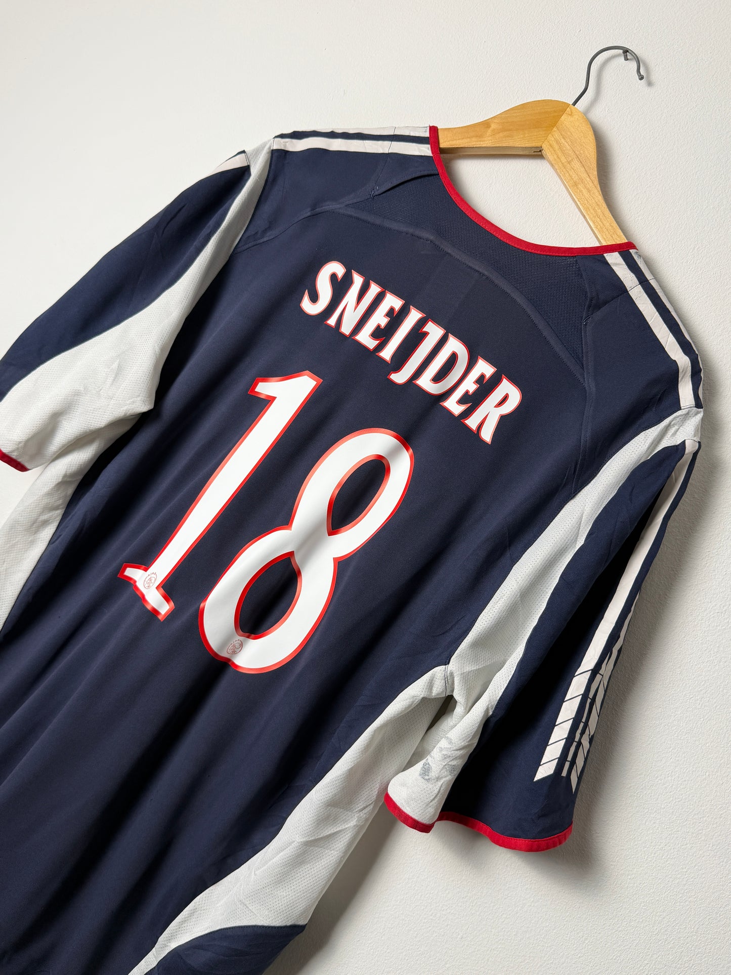 Wesley Sneijder Ajax 2005-06 away football shirt (XL)