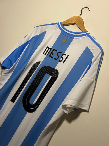 Lionel Messi Argentina 2024 home football shirt (XL)