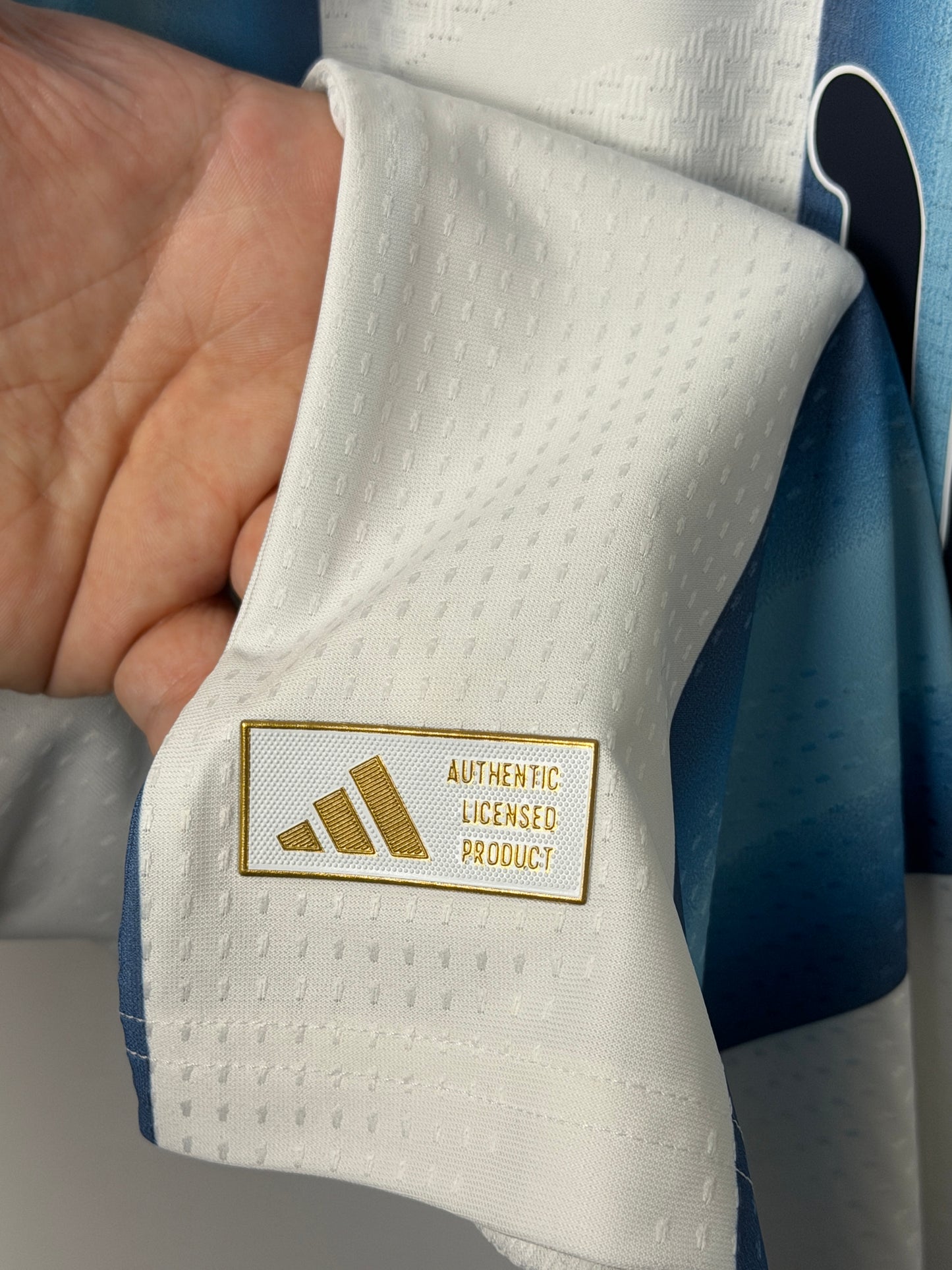 Lionel Messi Argentina 2026 World Cup CLIMACOOL+ home football shirt (XL)