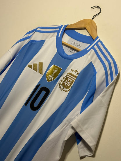 Lionel Messi Argentina 2024 home football shirt (XL)