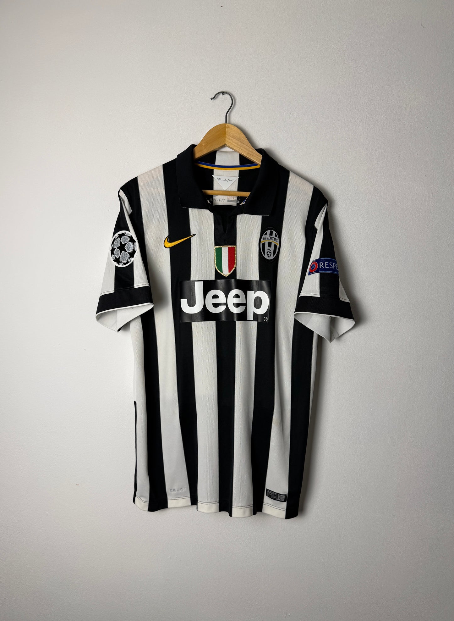 Paul Pogba Juventus FC 2014-15 home football shirt (L)