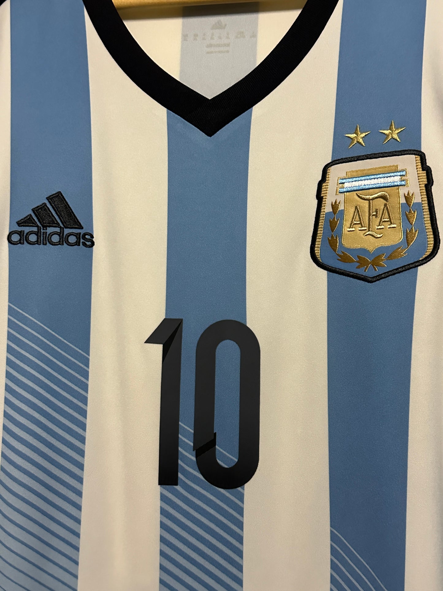 Lionel Messi FC Barcelona 2014 World Cup home football shirt (XL)