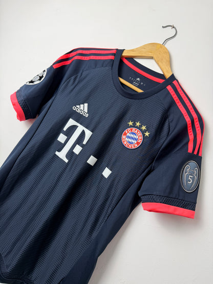 Douglas Costa Bayern Munich 2015-16 third football shirt (S)