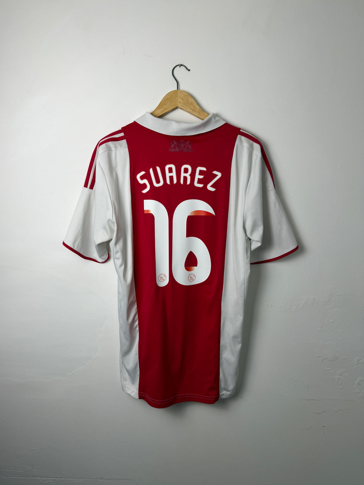 Luis Suarez AFC Ajax 2008-09 home football shirt (M)