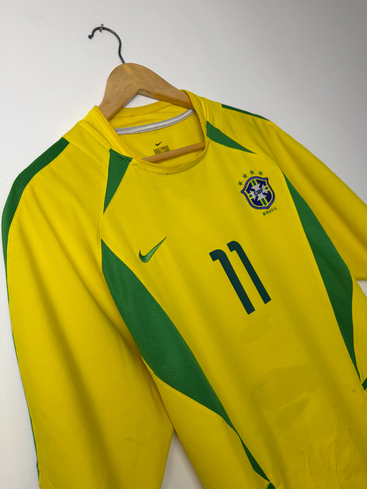 Ronaldinho Brazil 2002 World Cup home football shirt (M)
