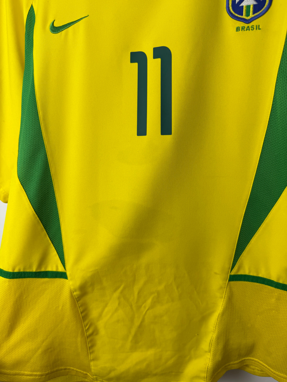 Ronaldinho Brazil 2002 World Cup home football shirt (M)