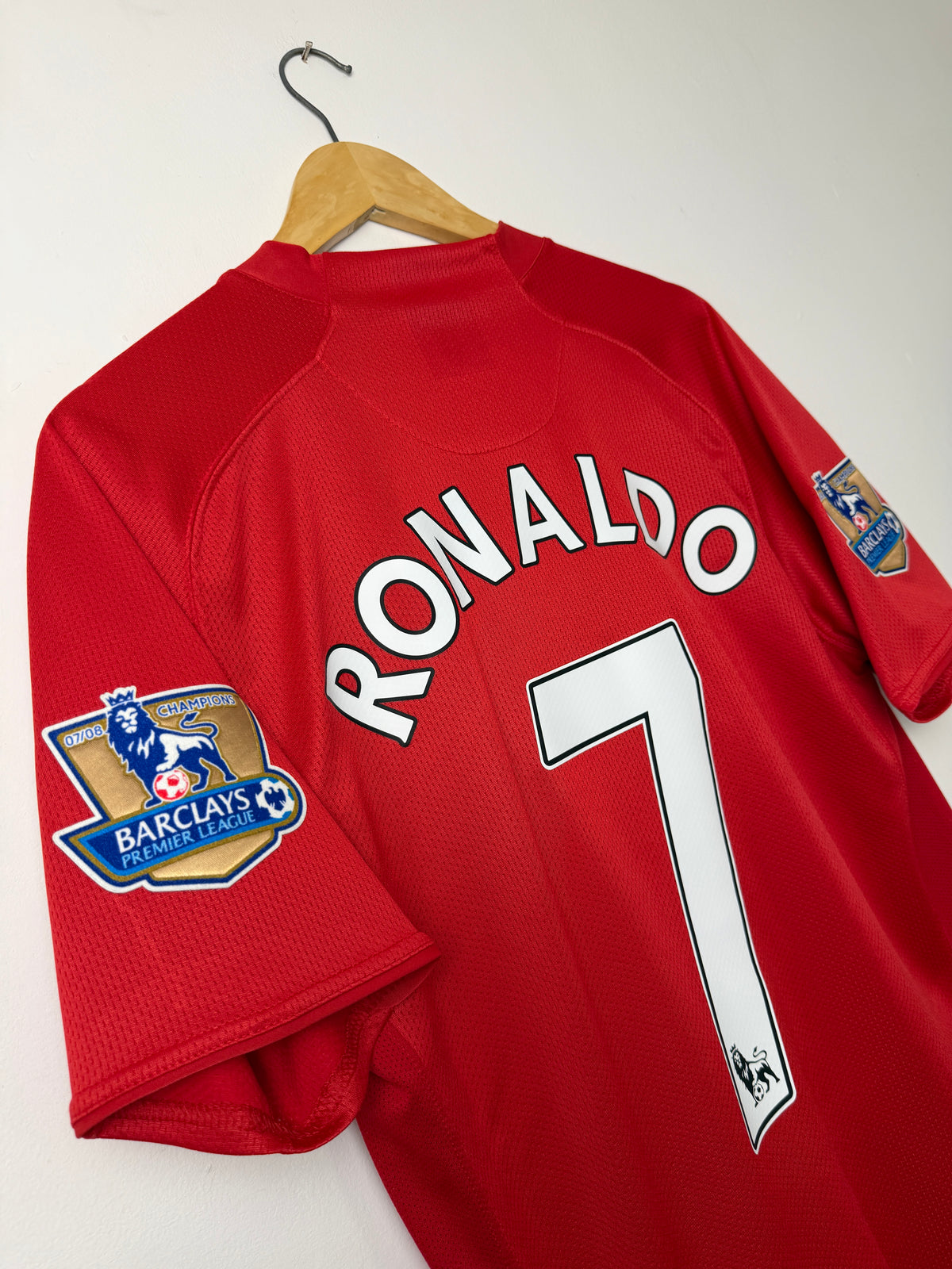 Cristiano Ronaldo Manchester United 2007-09 home football shirt (M)
