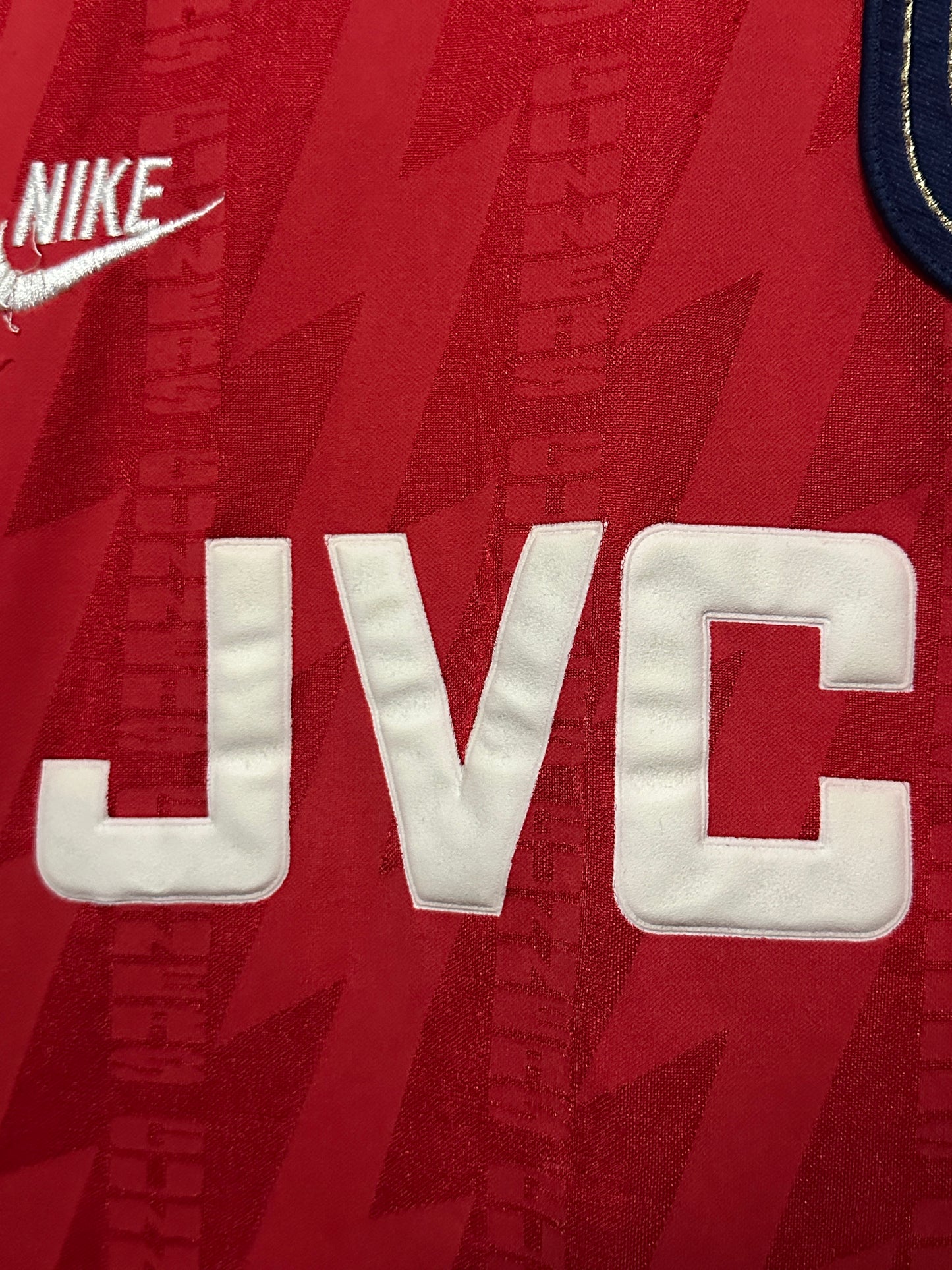 Dennis Bergkamp Arsenal FC 1995-96 home football shirt (M)