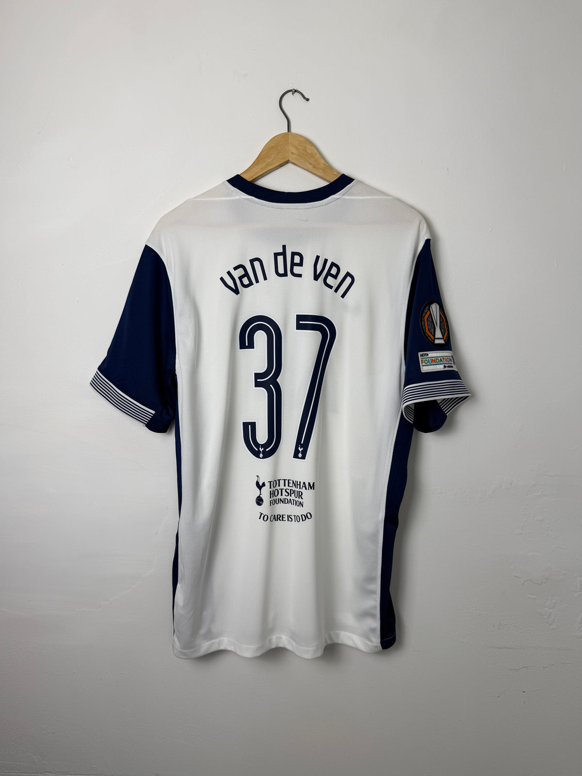 Micky Van De Ven Tottenham Hotspur 2024-25 Europa League final home football shirt (L)