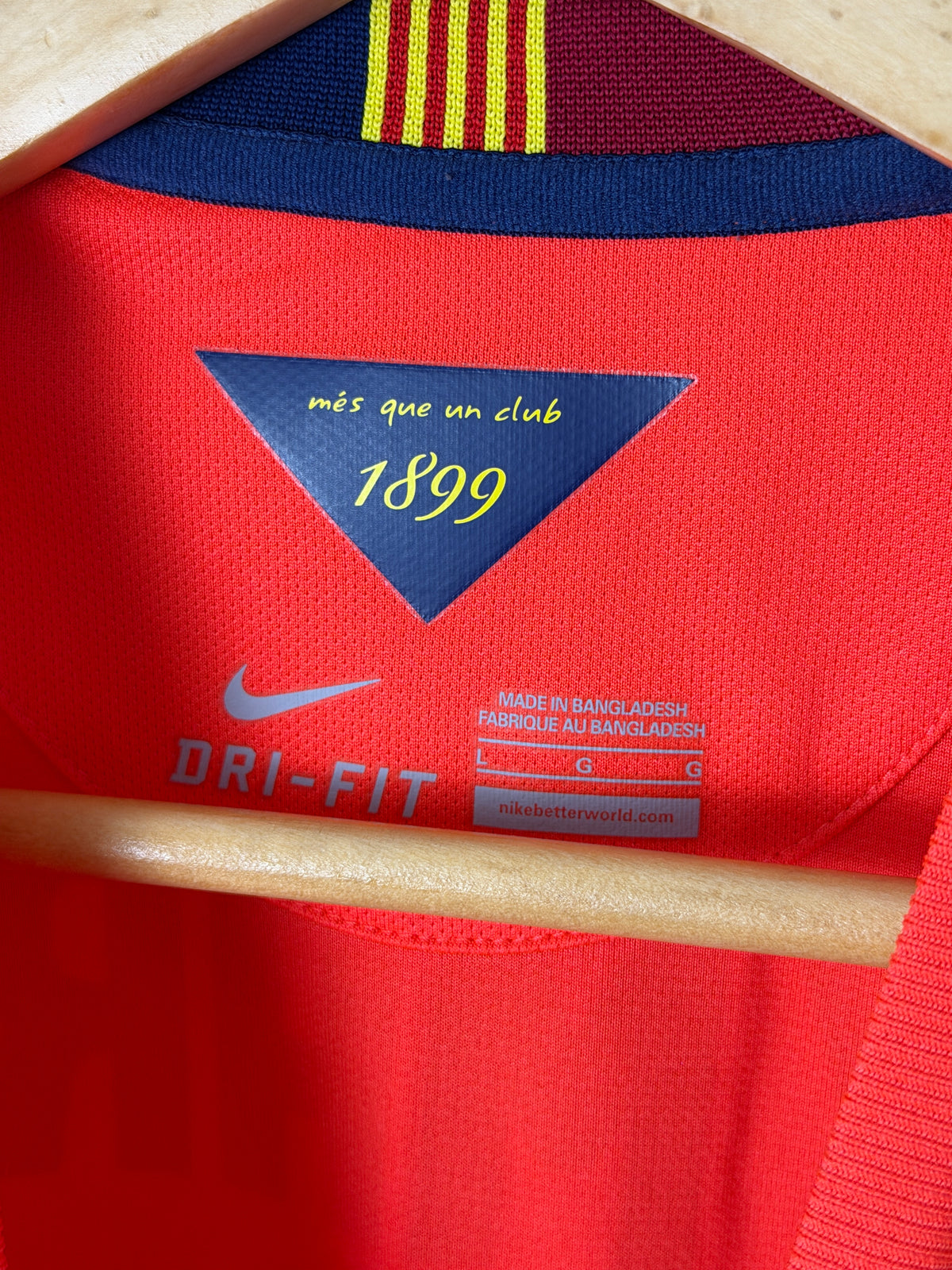 Neymar JR FC Barcelona 2014-15 away football shirt (L)