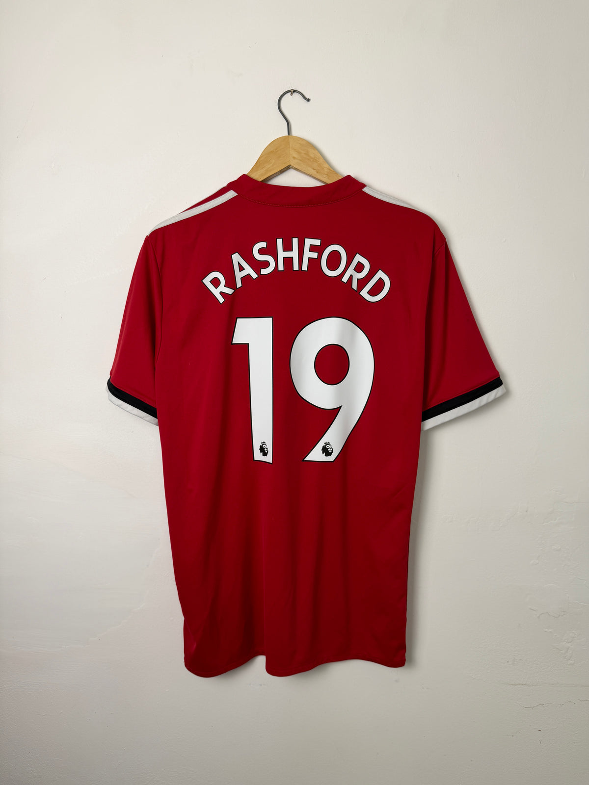 Marcus Rashford Manchester United 2017-18 home football shirt (L)