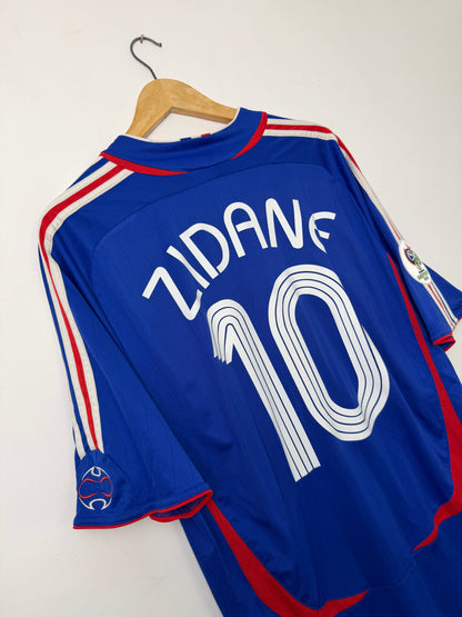 Zinedine Zidane France 2006 World Cup home football shirt (XL)