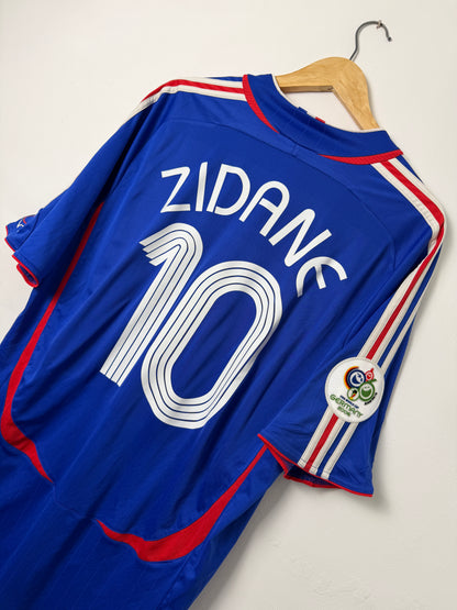 Zinedine Zidane France 2006 World Cup home football shirt (XL)
