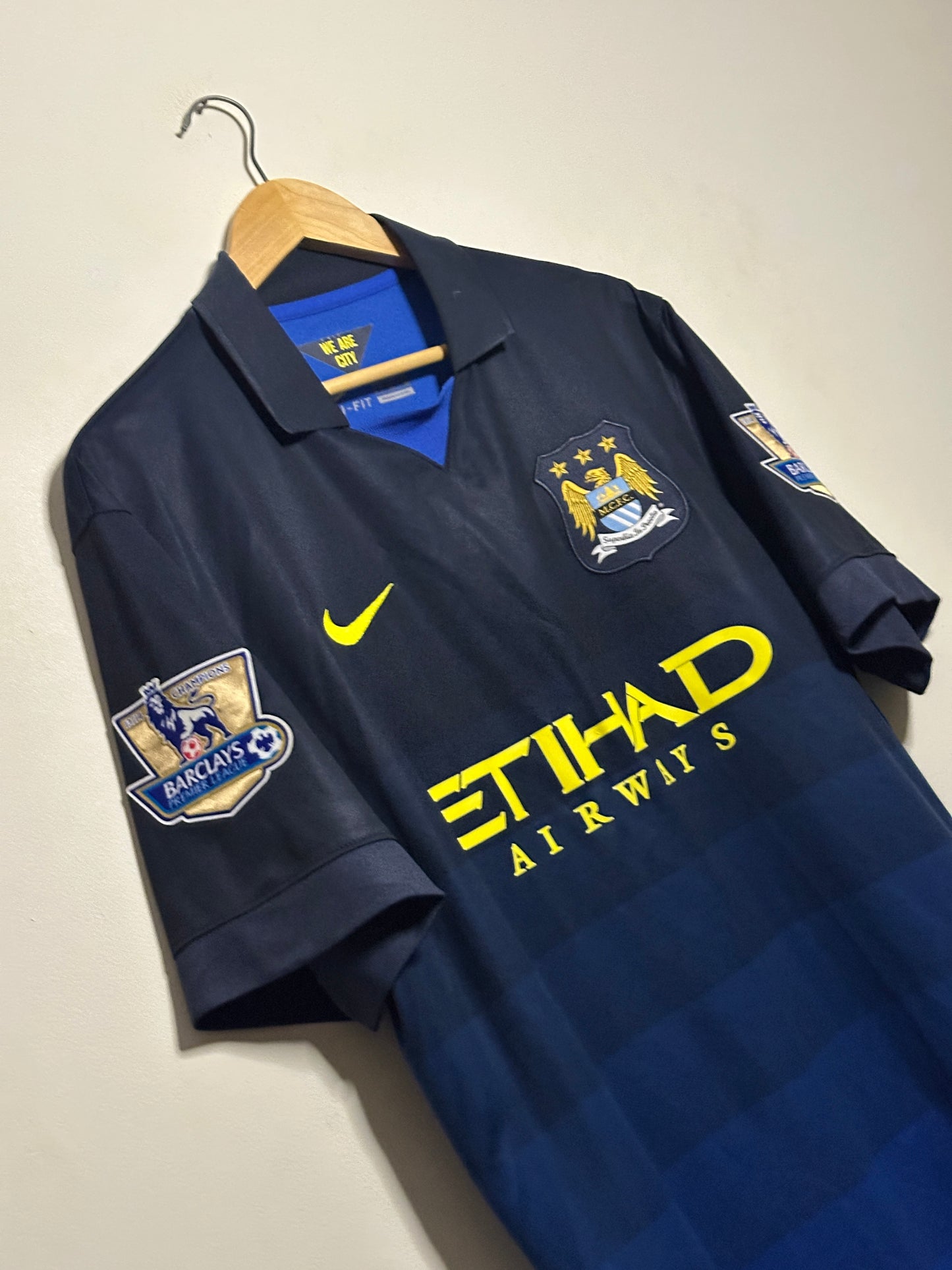 Yaya Toure Manchester City FC 2014-15 away football shirt (XL)