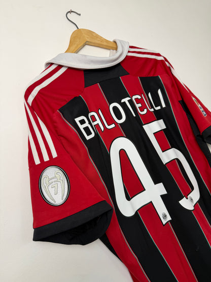 Mario Balotelli AC Milan 2012-13 home football shirt (XL)