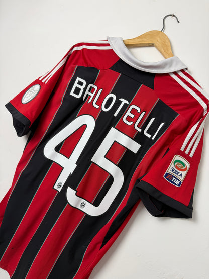 Mario Balotelli AC Milan 2012-13 home football shirt (XL)
