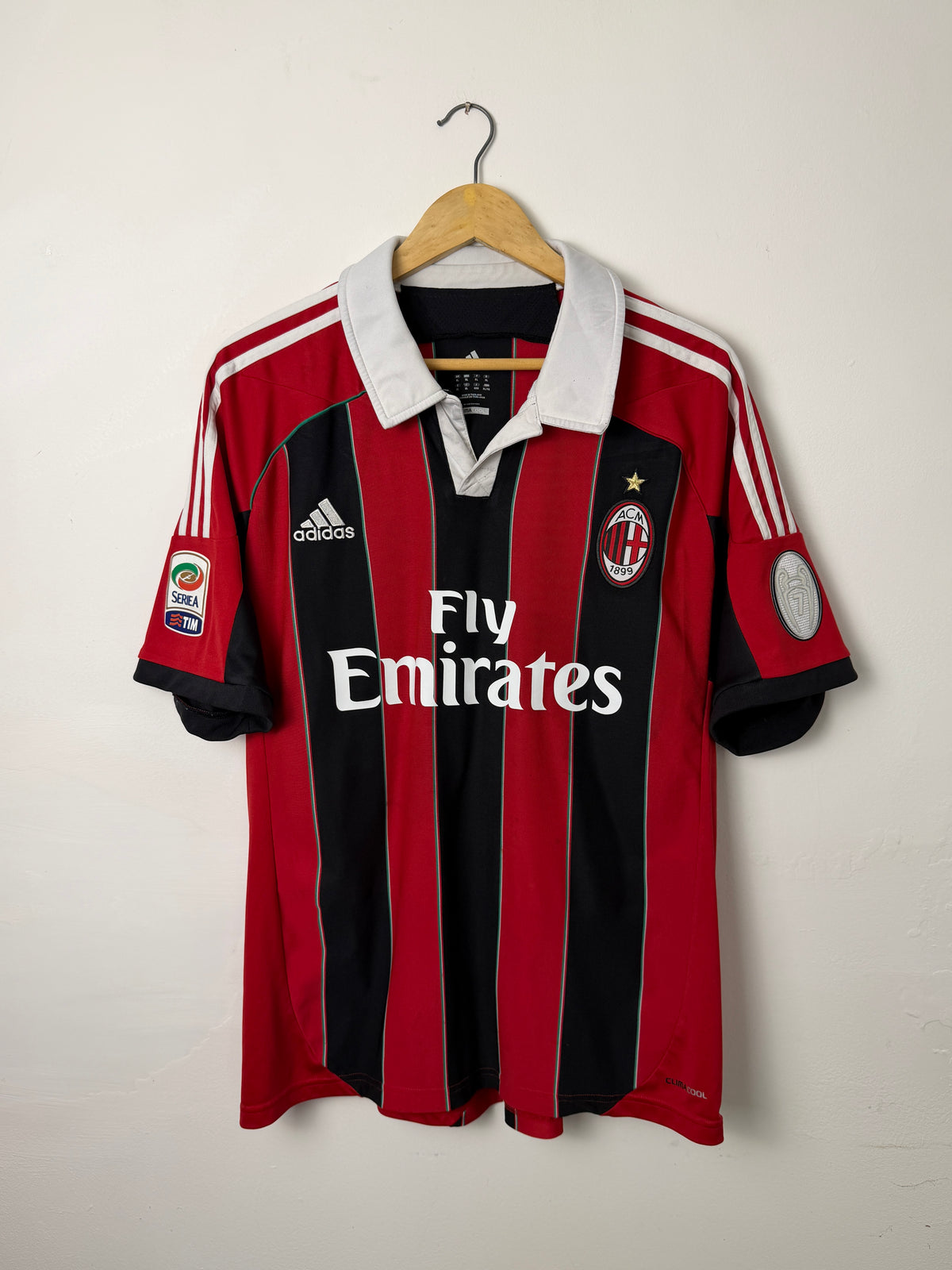 Mario Balotelli AC Milan 2012-13 home football shirt (XL)
